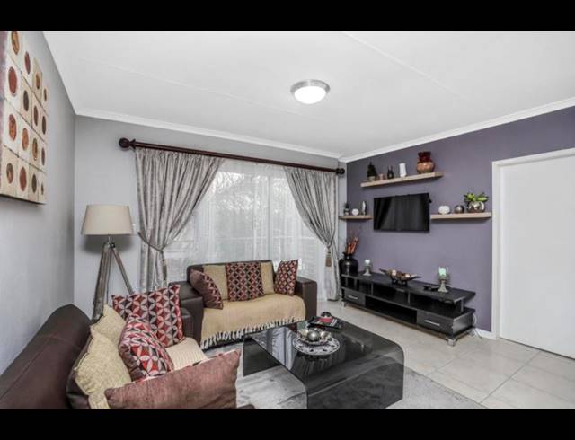2 BEDROOM PROPERTY TO RENT IN RIVONIA